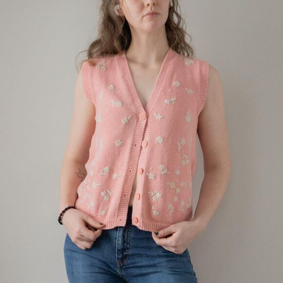 Vintage 90s Pink Cottage Coquette Floral Embroidered Knit Women's Sweater Vest - Picture 3 of 8
